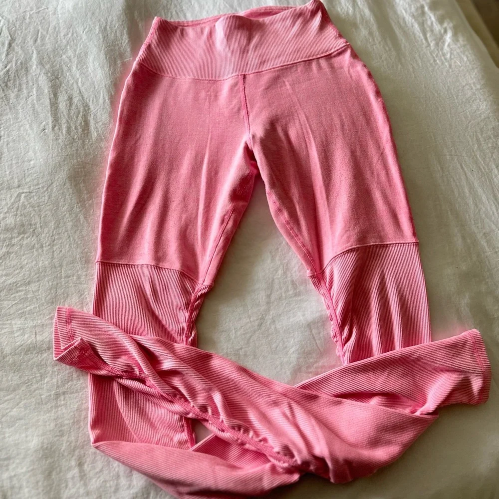 Alo Yoga GODDESS Bra + leggings SET - Picture 12 of 12